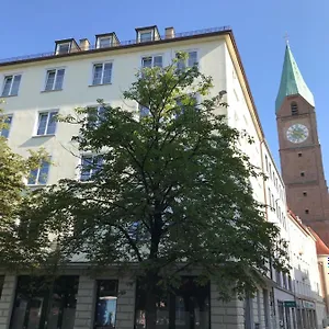 Der Tannenbaum Hotel